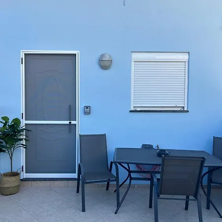 Foumidon Apartments, Chania